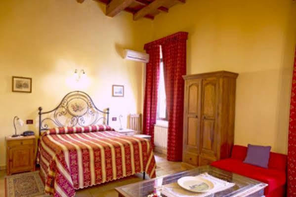 Hotel Antico Casale Vigarano Mainarda エクステリア 写真